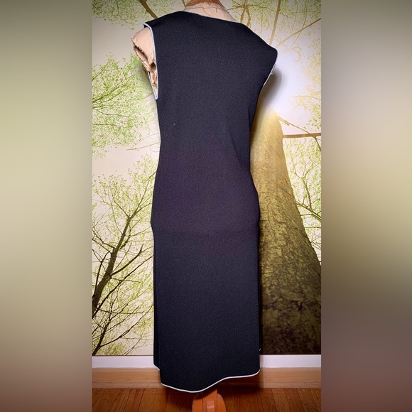 BCBG MAXAZRIA two piece dress suit - Picture 12 of 16